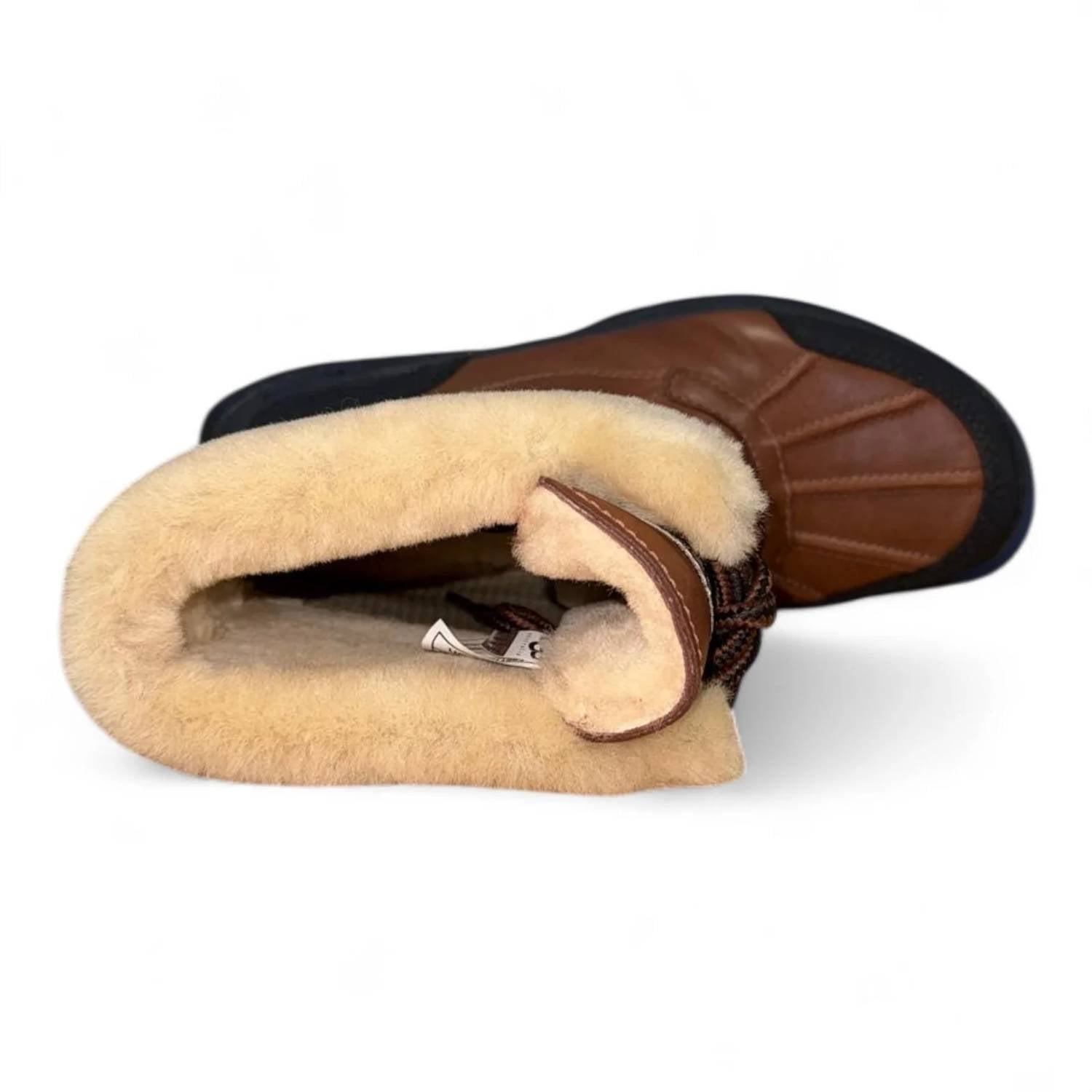 Ugg - Girl's Butte Boots