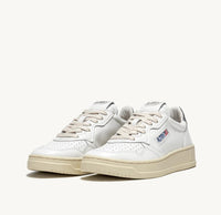 Autry - Women's Medalist Low Sneaker