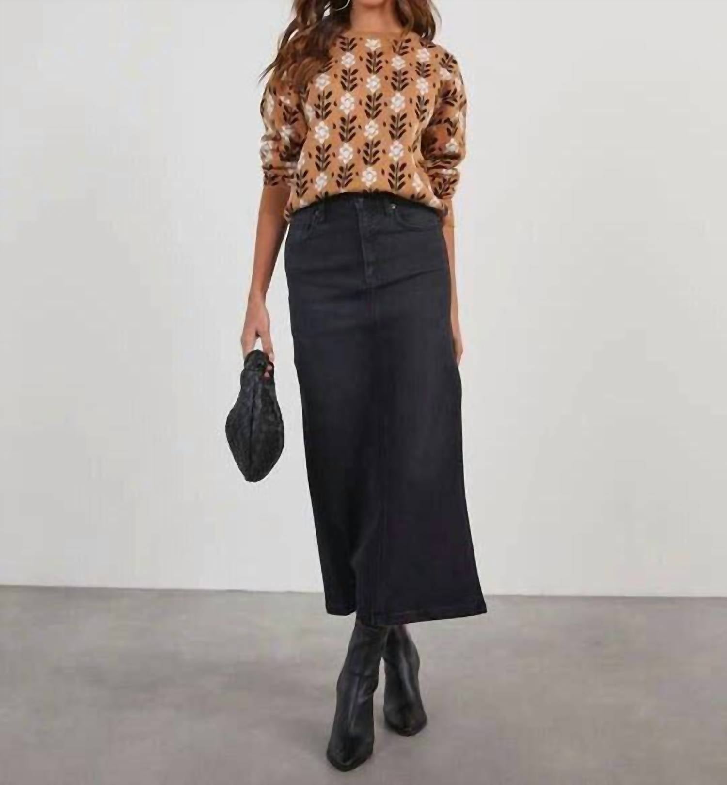 Lily Clothing - Floral Jacquard Crew Neck Long-sleeved Sweater
