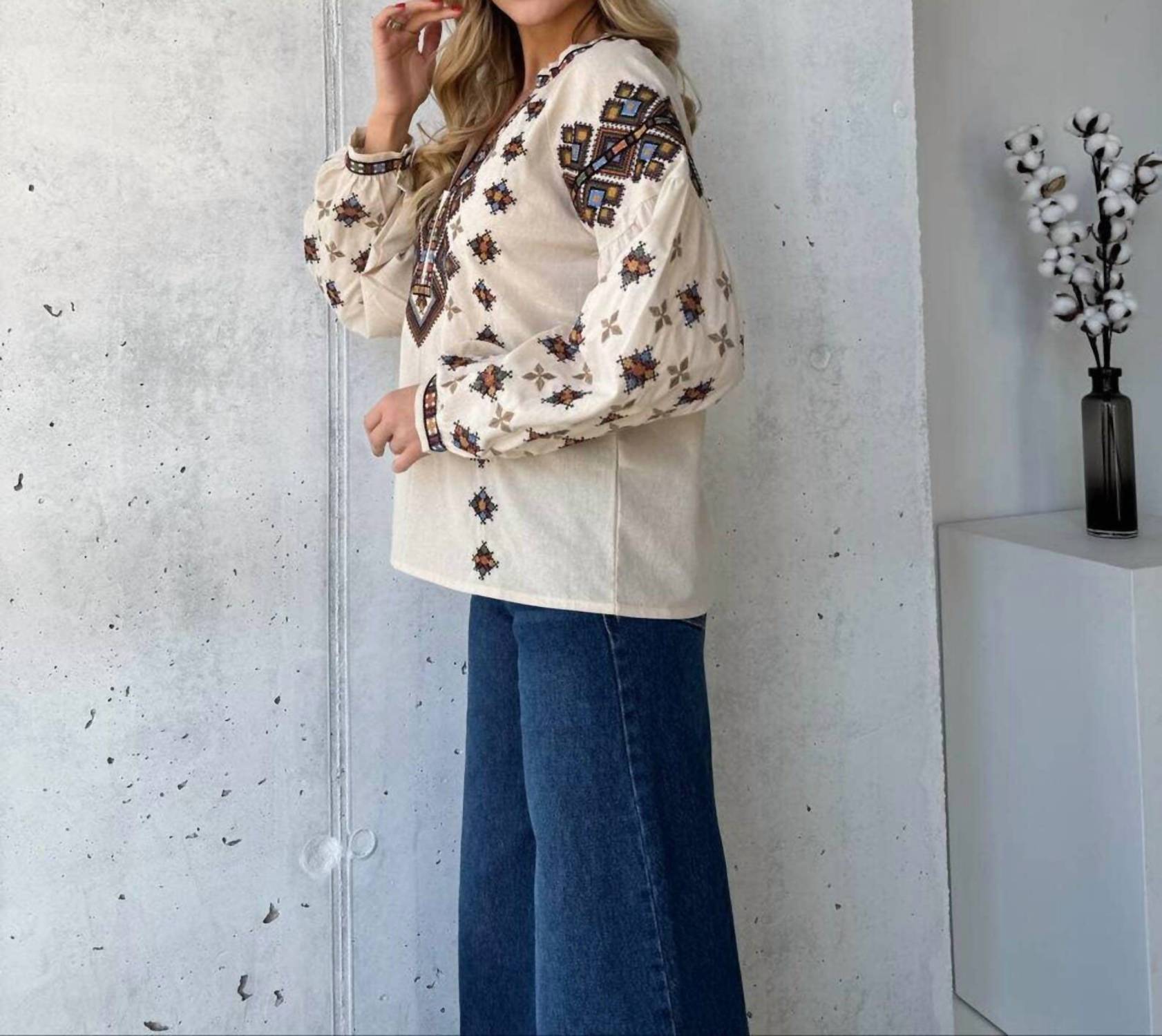 Miglo - Embroidered Puff Sleeve Blouse