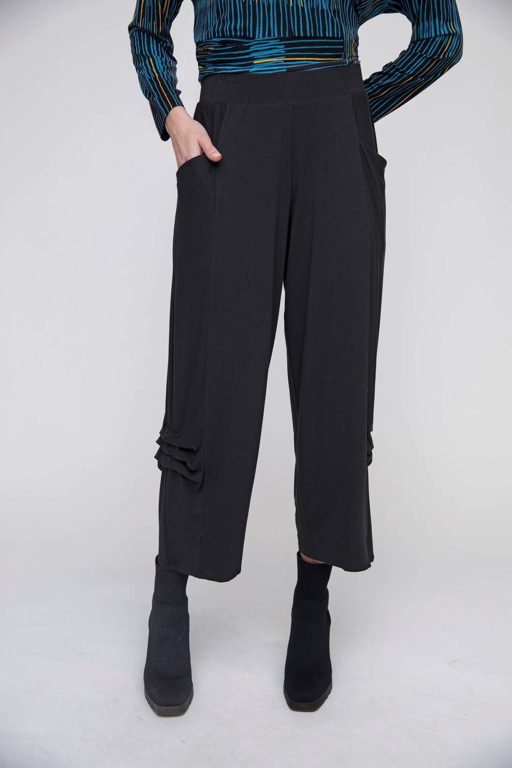 Liv By Habitat - Side Pleat Knit Pants