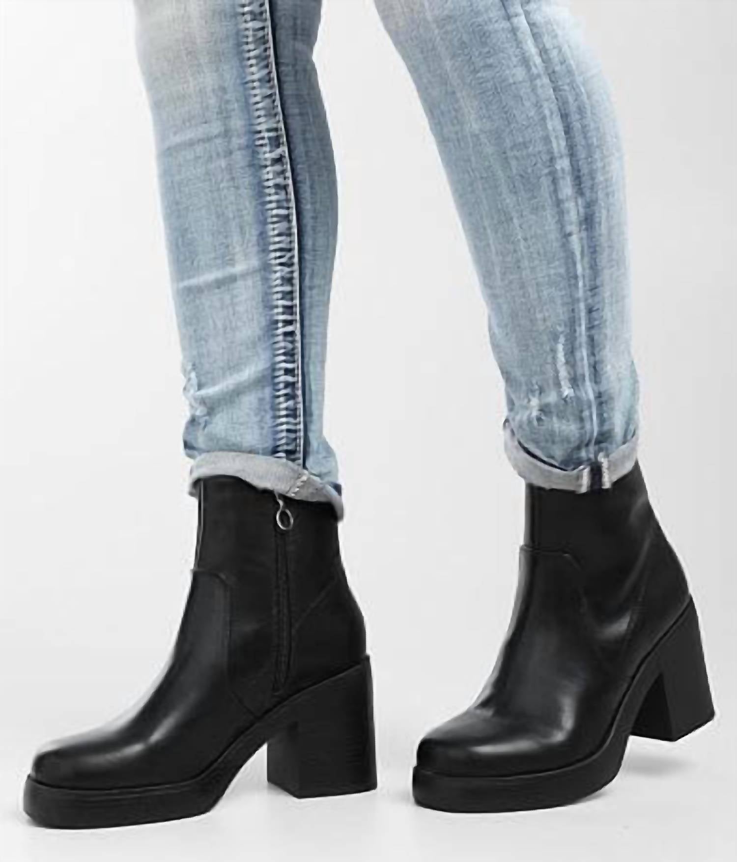 Dirty Laundry - Women's Groovy Ankle Boot