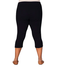 On The Plus Side - Pull On Linen Capri Pants - Plus