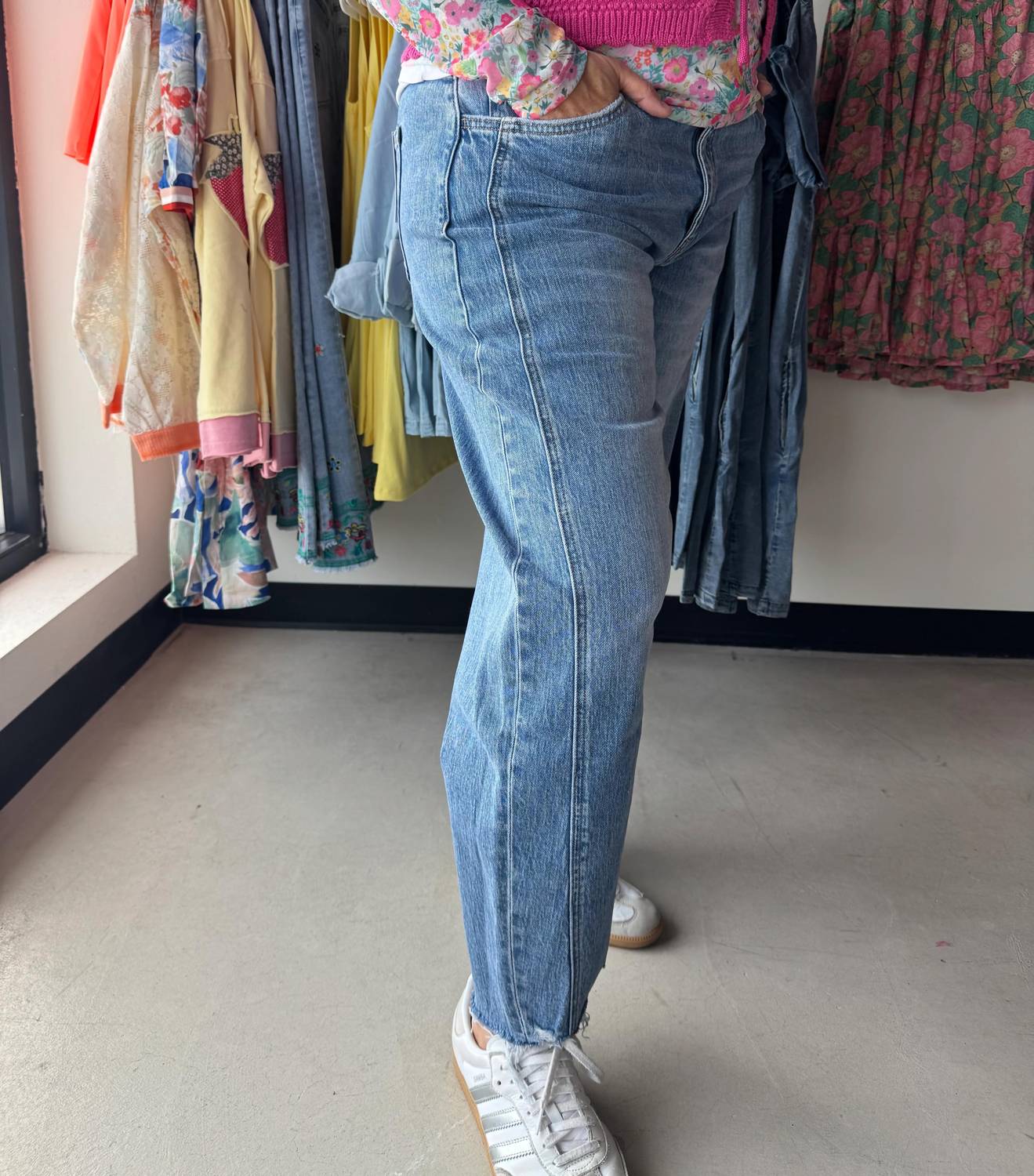 Lovervet - Women's Kate High Rise Barrel Jeans