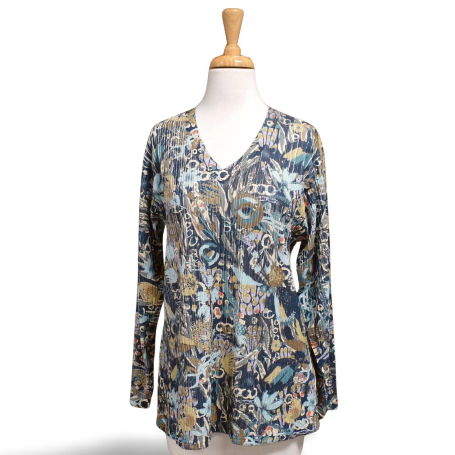 Inoah - Jewel V-Neck Top