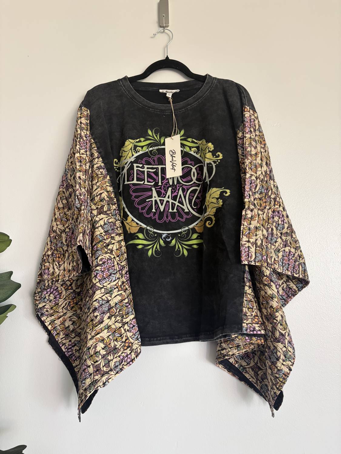 Blue Velvet - Women's Fleet Wood Max Canvas Tee