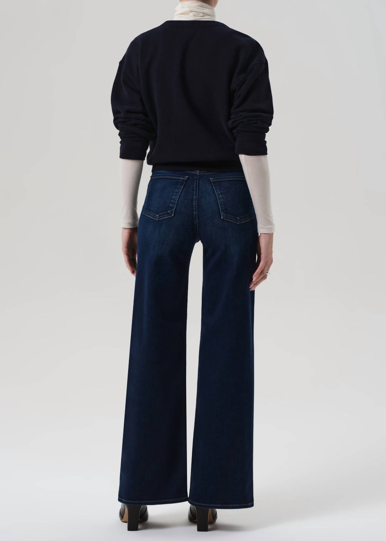 Citizens of Humanity Lyra Long Wide Jean in dark indigo - women's jeans - detail view