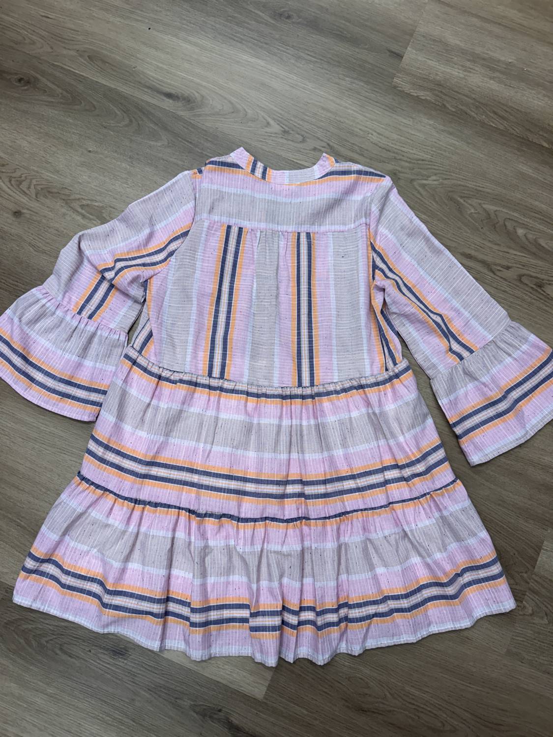 Entro - Women's Striped Bell Sleeve Dress