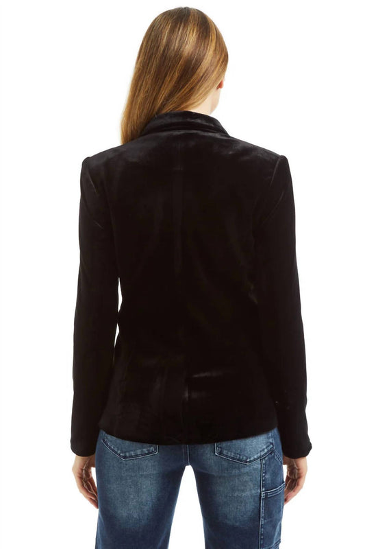 Tractr - Velvet Long Sleeve Blazer