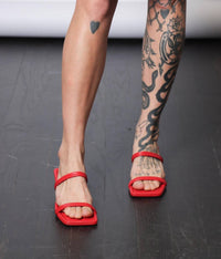 St. Agni - Women's Fine Strap Kitten Heel