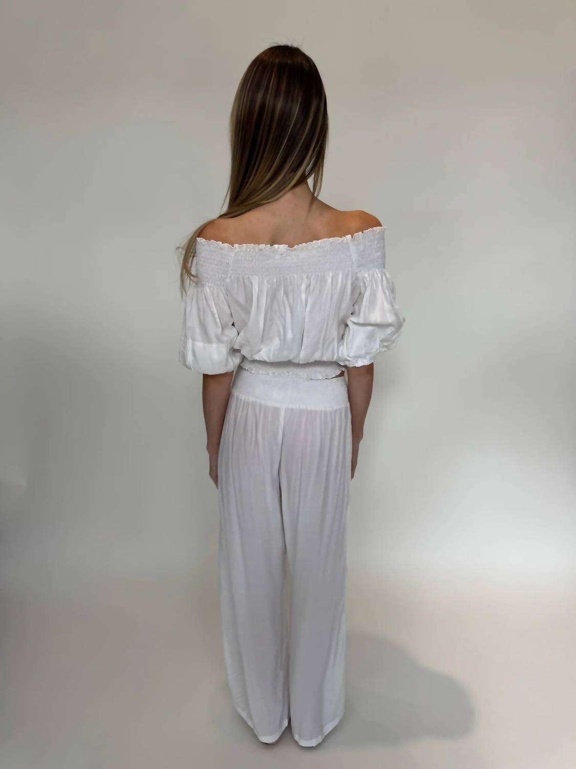 Romi The Brand Leah Off The Shoulder Top in white - women's shirt - detail view