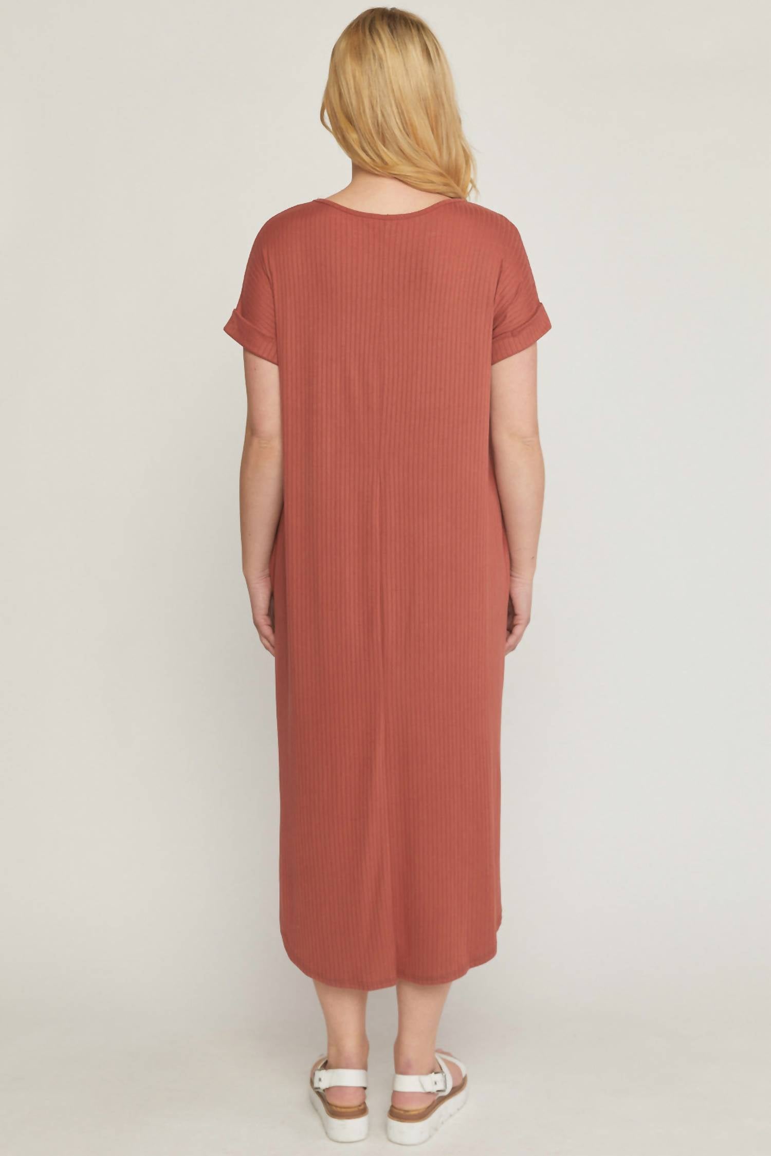 Entro - Ribbed Pocket Midi Dress