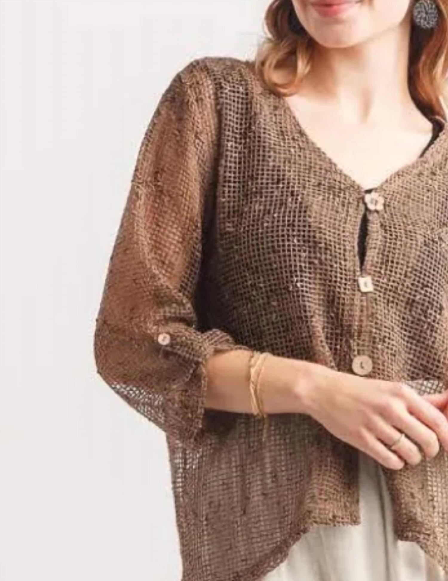 Papillon - Wooden Buttons & Tab Sleeve Mesh Top