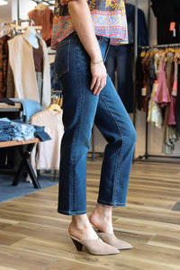 Liv - Non-skinny Skinny Jeans