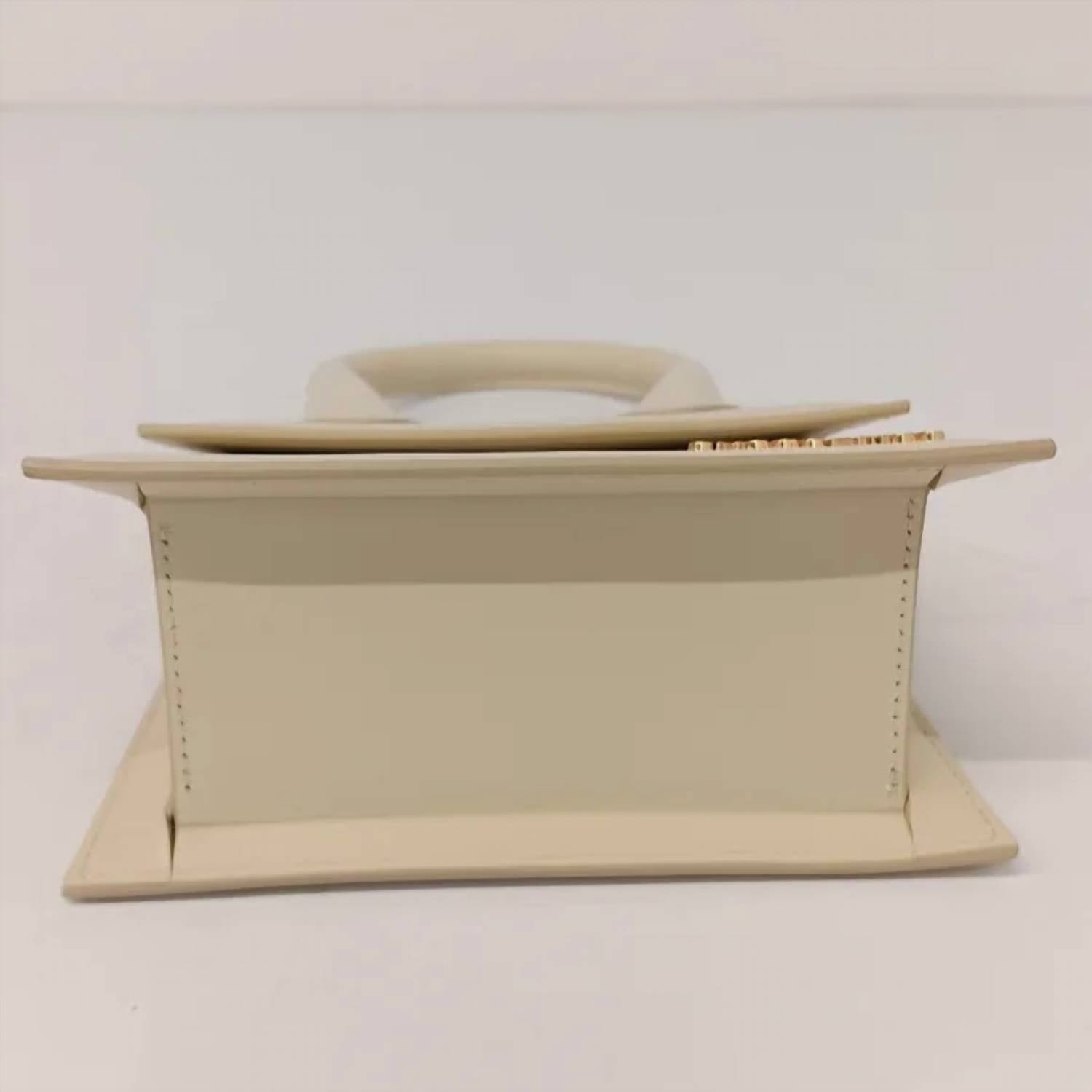 Jacquemus - Women's Le Chiquito Moyen Top Handle Leather Bag