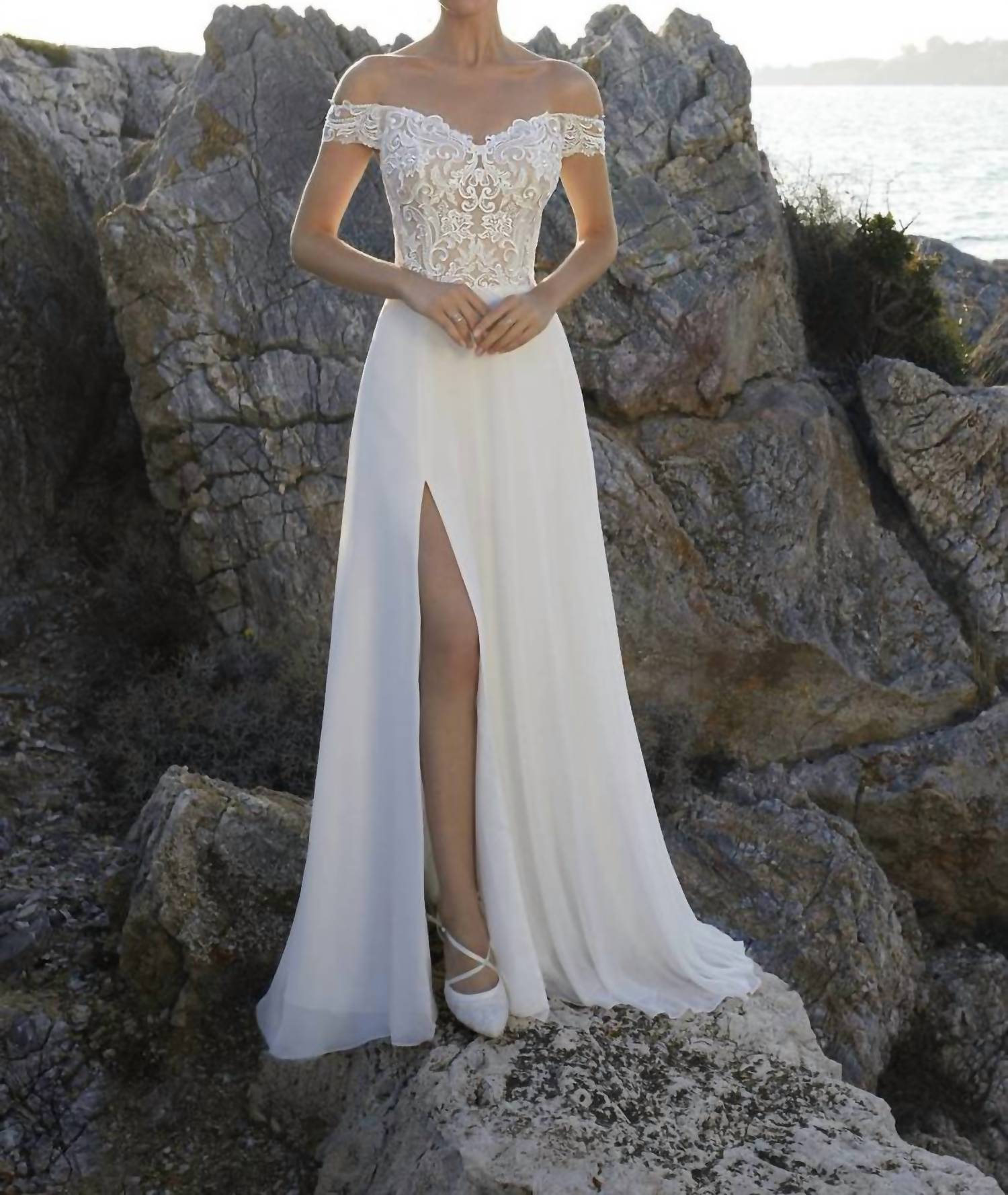 Demetrios - Chiffon Skirt Side Slit Dress