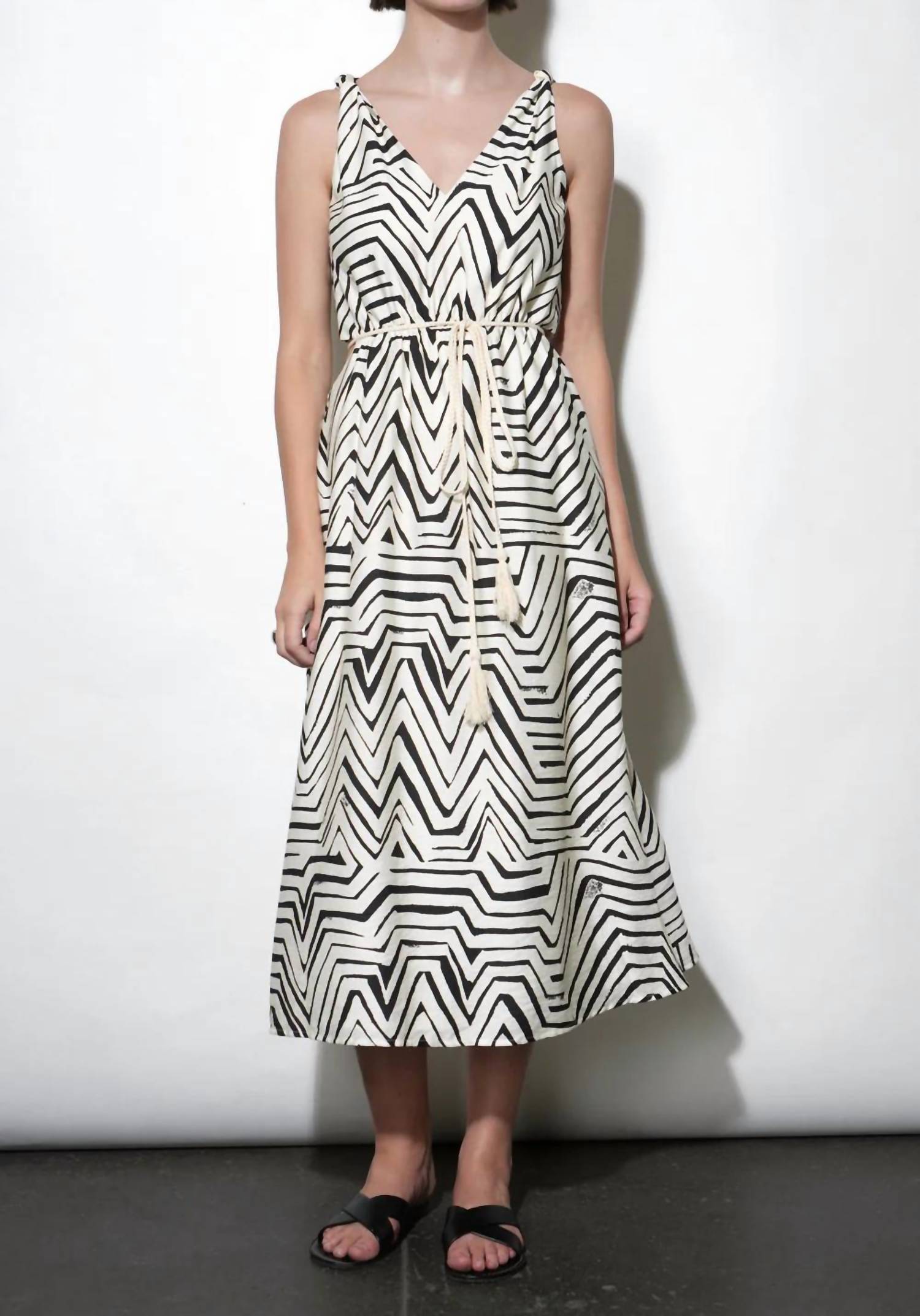 Greylin - Evelyn Side Cut Out Knotted Strap Midi Dress