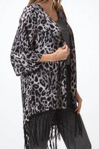 Honey Punch - 3/4 Length Sleeves Fringe Kimono