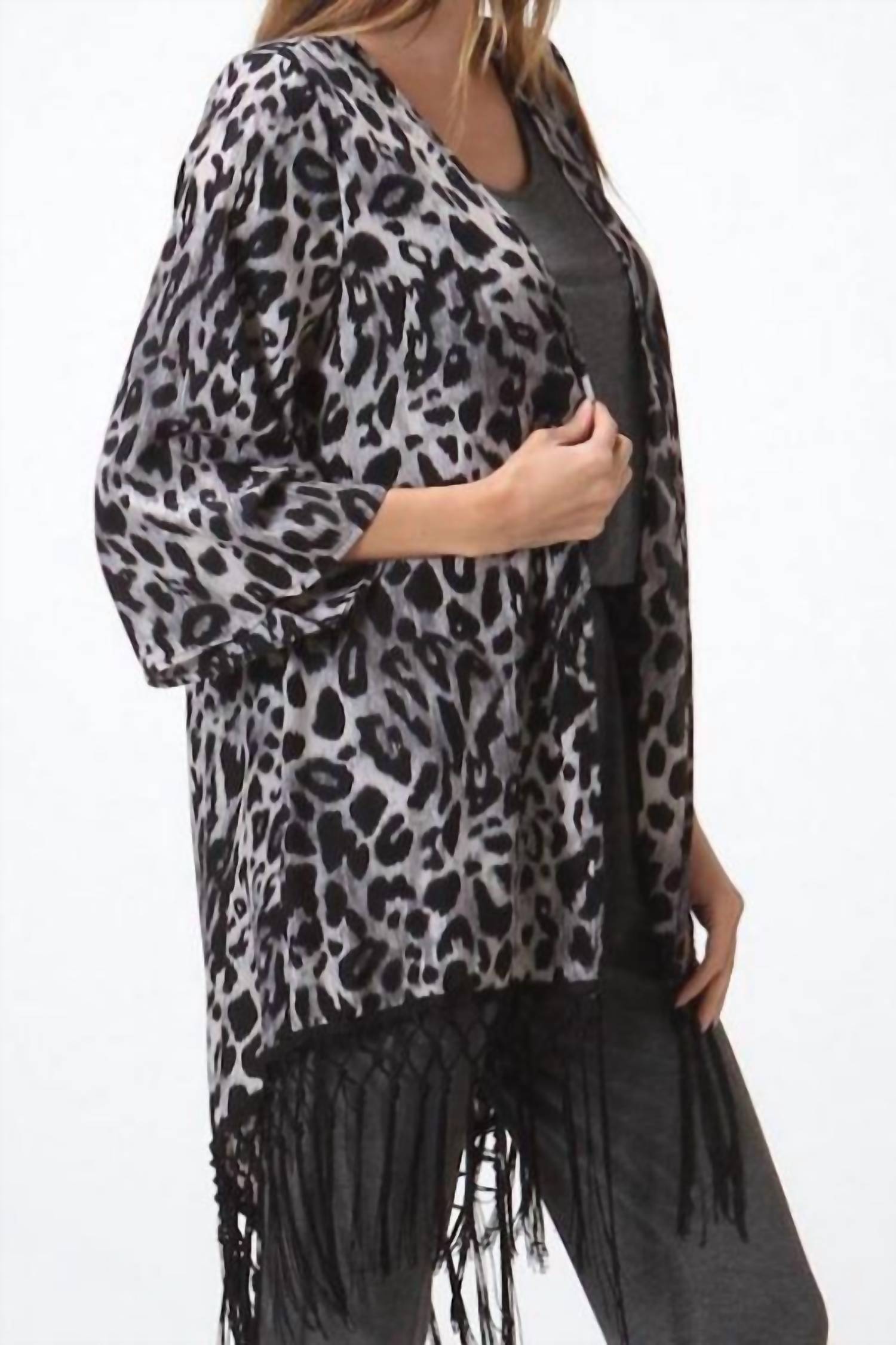 Honey Punch - 3/4 Length Sleeves Fringe Kimono