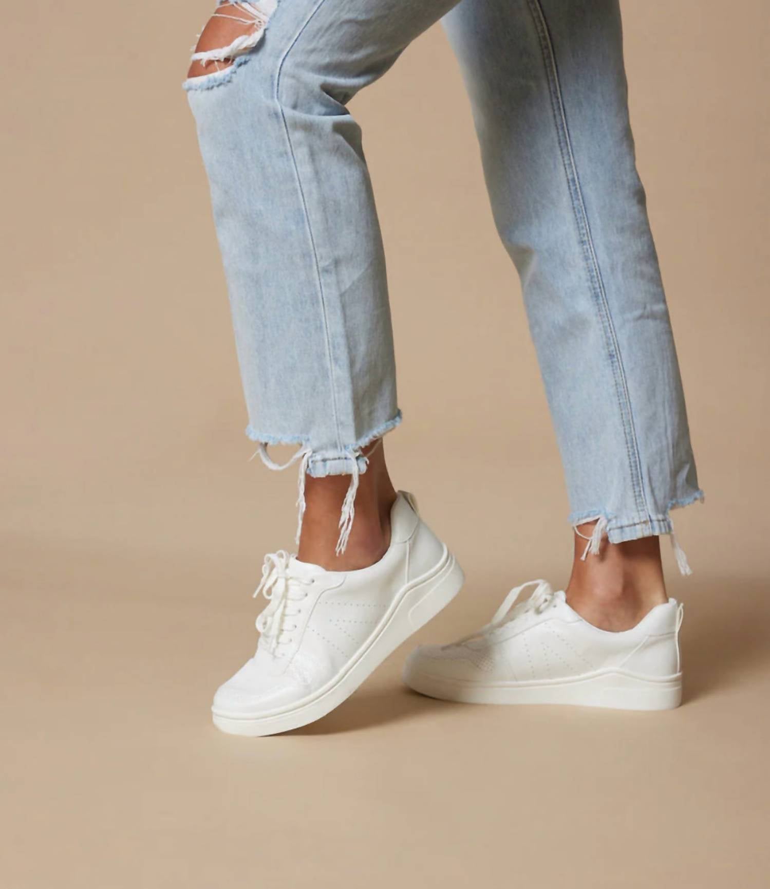Mia Shoes - Women's Alta Sneaker