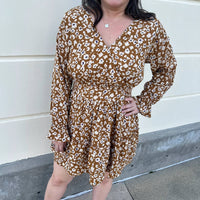 Kori - Kimono Sleeves Back Self Tied Dress