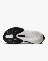 Nike - Women's Fly 6 Running Shoes