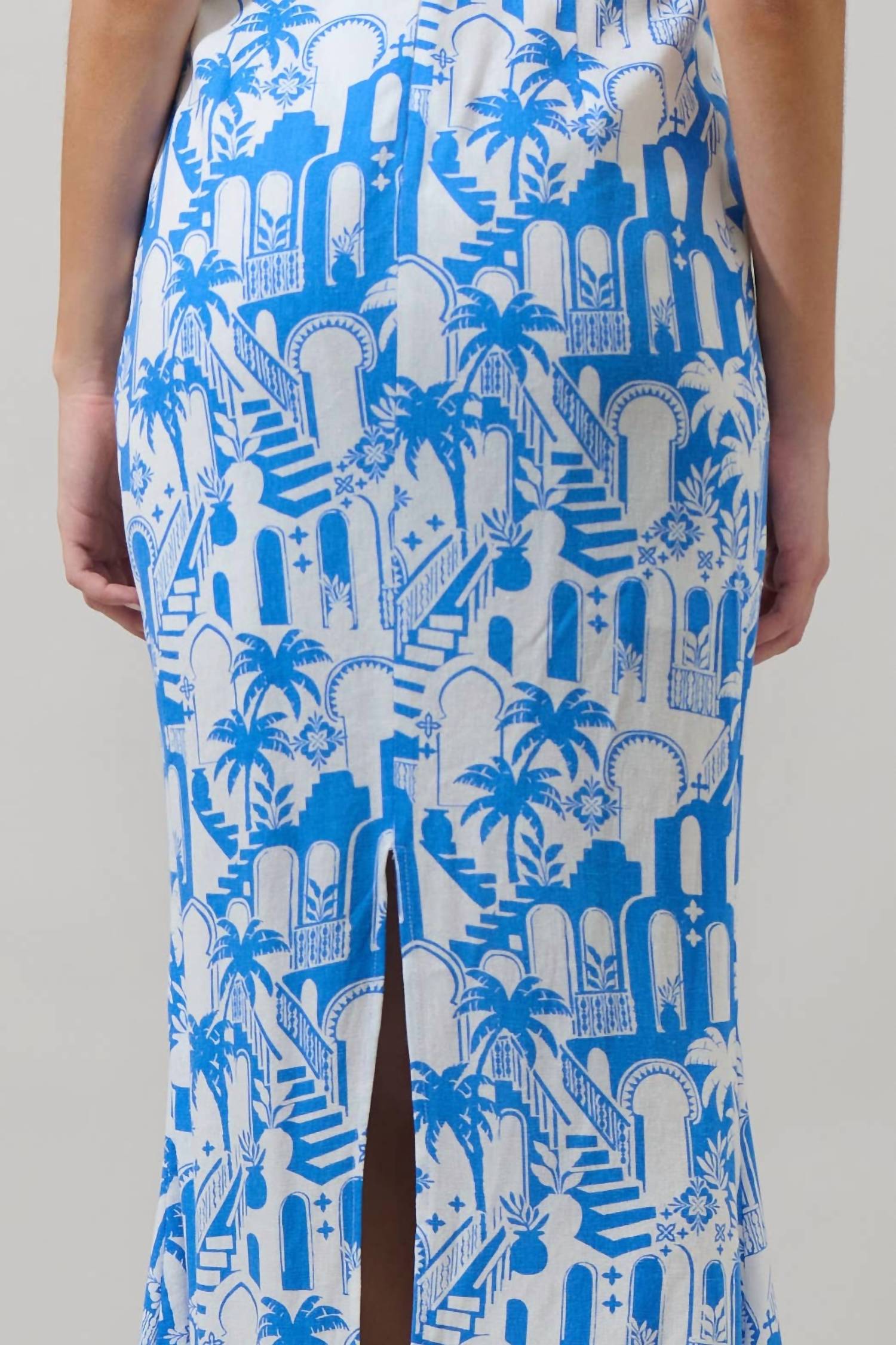 Sugarlips - Nala Mizie Open Back Maxi Dress