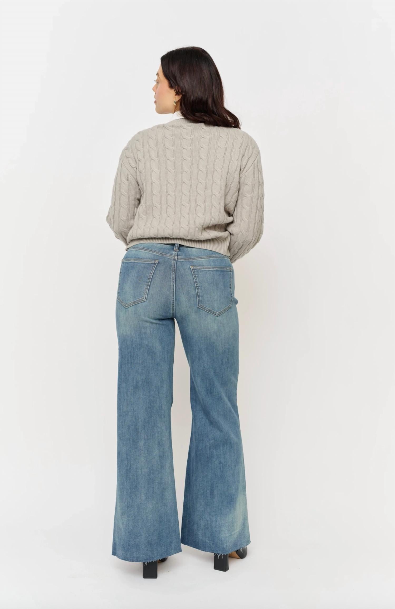 Oliver Logan - Crawford Mid Rise Fitted Wide Leg Sculpt Jeans