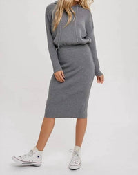 Bluivy - Urban Hood Midi Dress