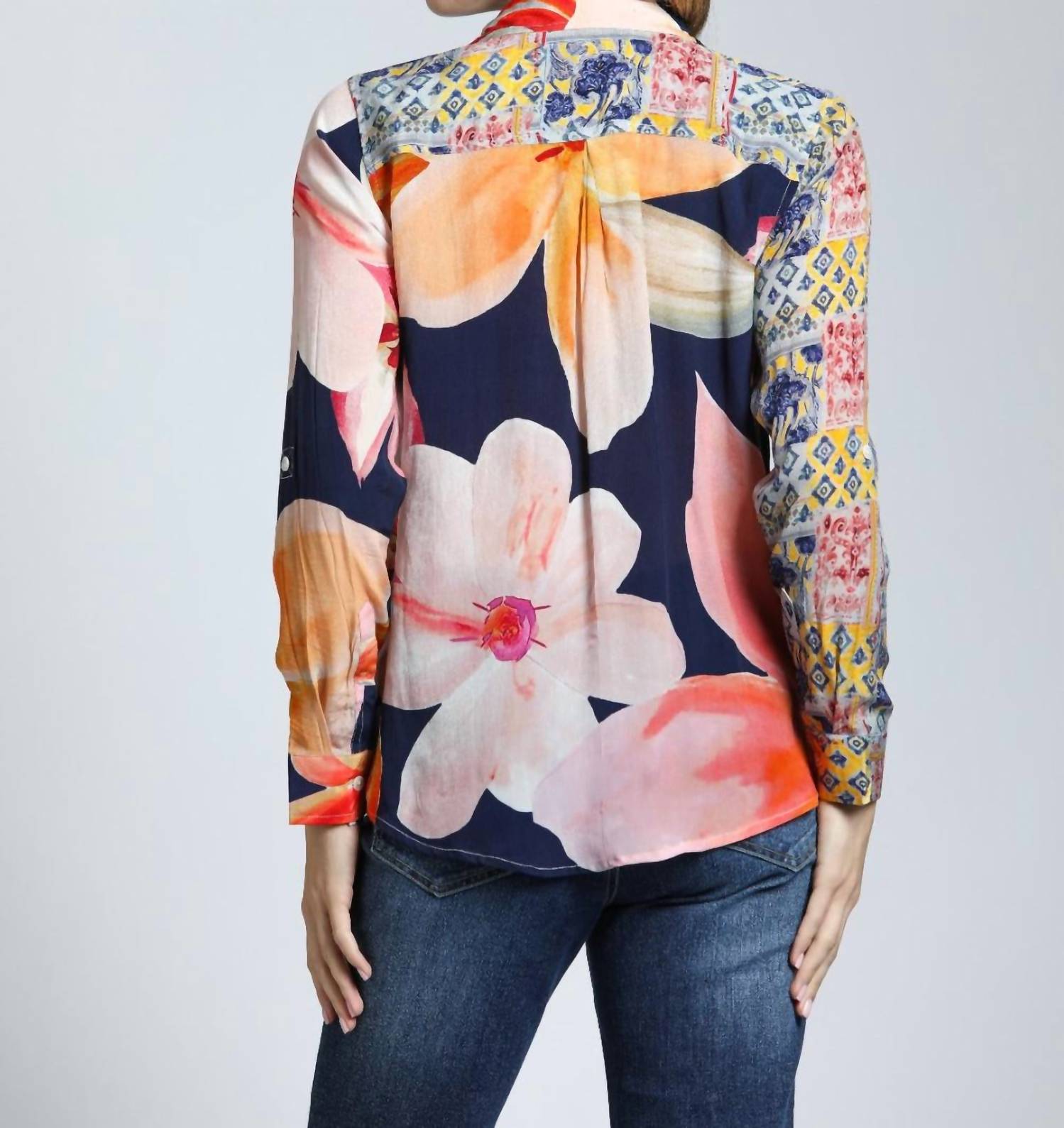 Apny - Mixed Media Floral Patchwork Button Up Blosue