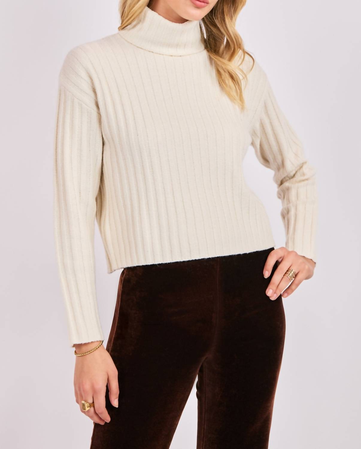 Sadie & Sage - Cosette Ribbed Turtleneck Sweater