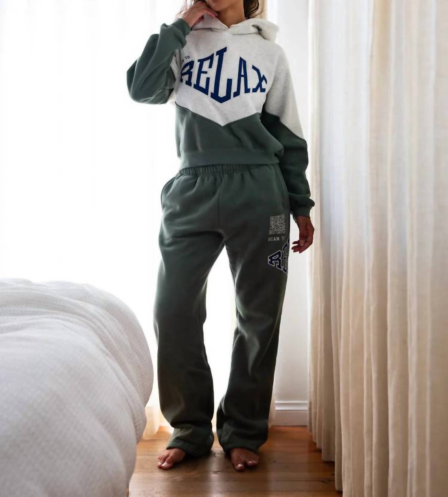 The Mayfair Group - Scan To Relax Wide Leg Sweatpants