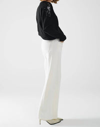 Q2 - Extra Wide Leg Trousers