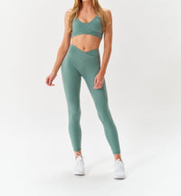 Revyve Active - Active Scoop Bra