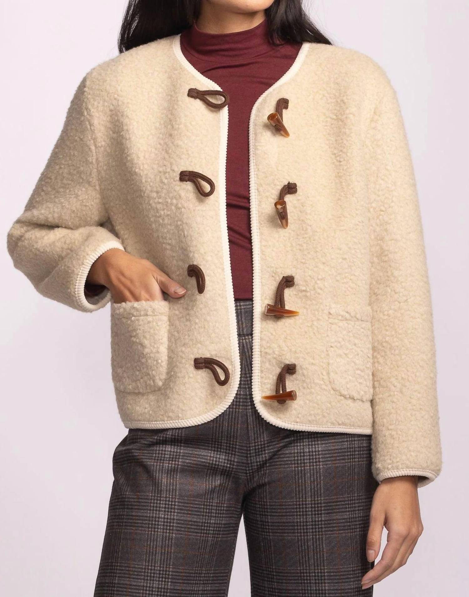 PINK MARTINI Lomas Fleece Coat Jacket in beige - women's jacket - detail view