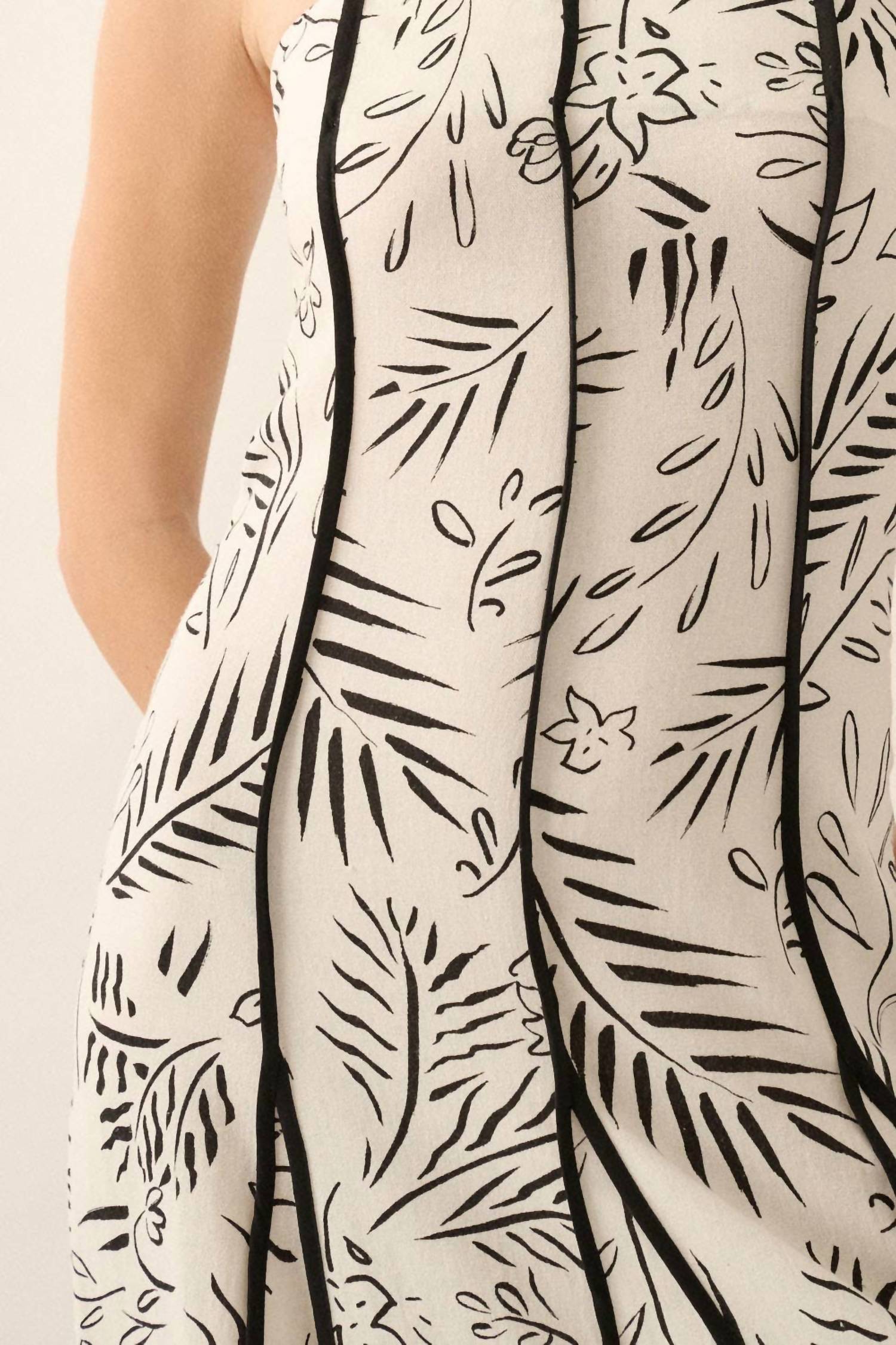Promesa - Floral Paneled Halter Maxi Dress