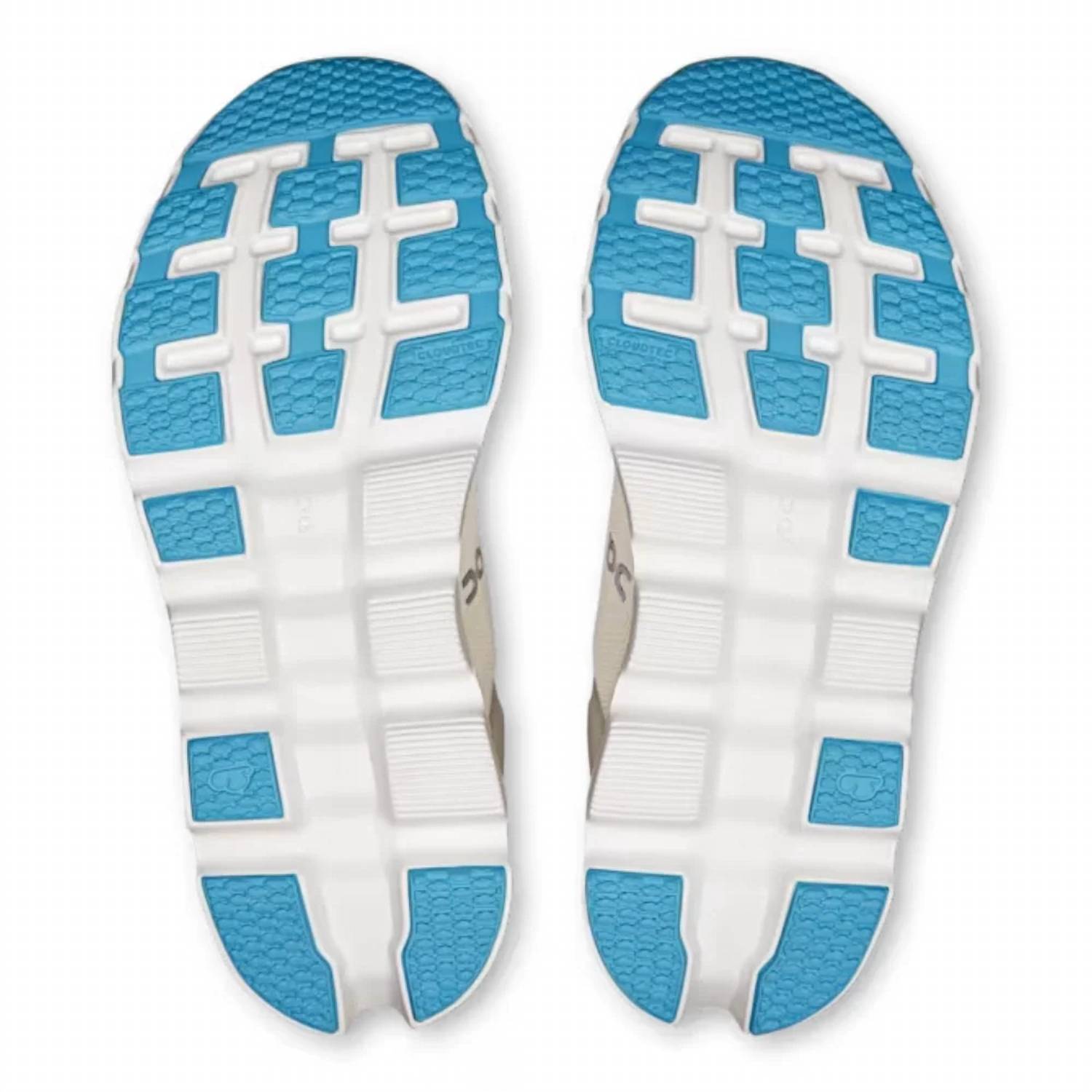 On - Women’s Cloudstratus 3 Running Shoes