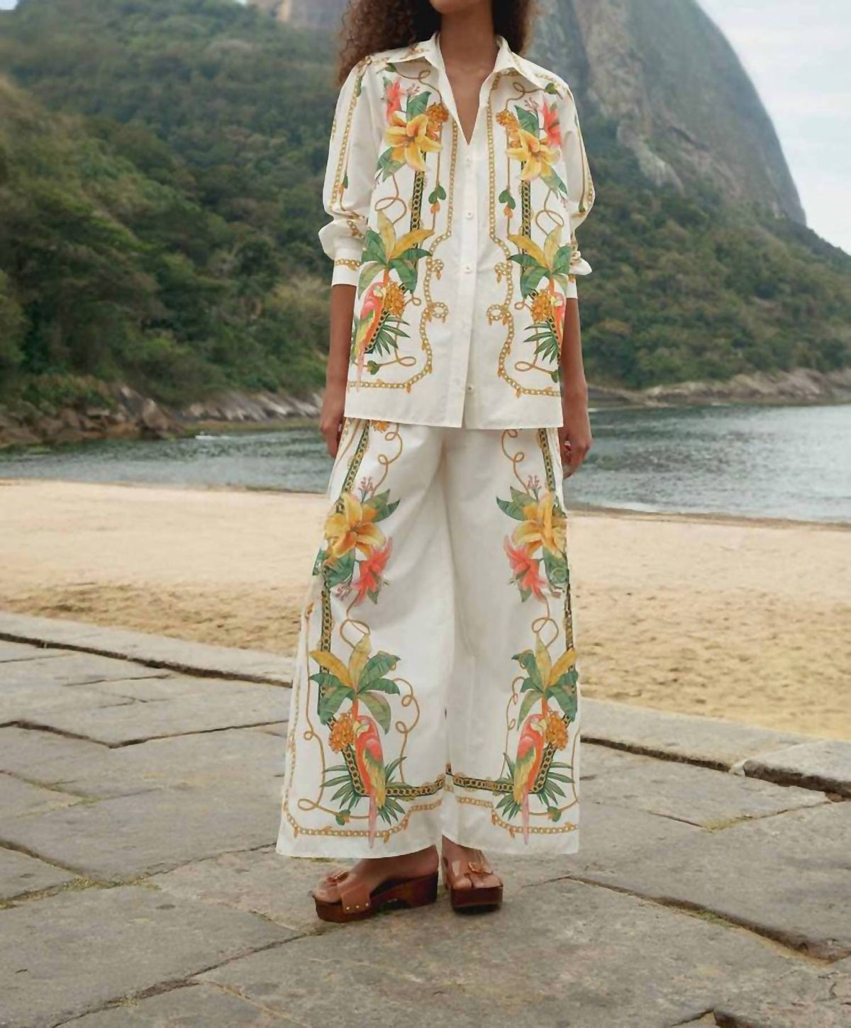 Farm Rio - TROPICAL ROYALTY PANTS