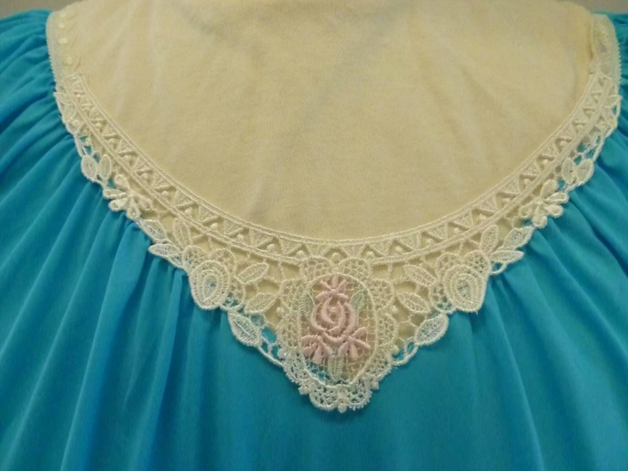 Shadowline Lingerie - Cameo Short Nightgown