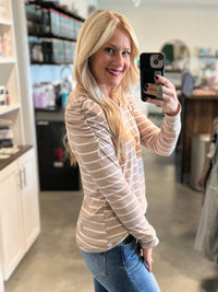 Staccato - Scoop Neck Puffed Long Sleeve Top