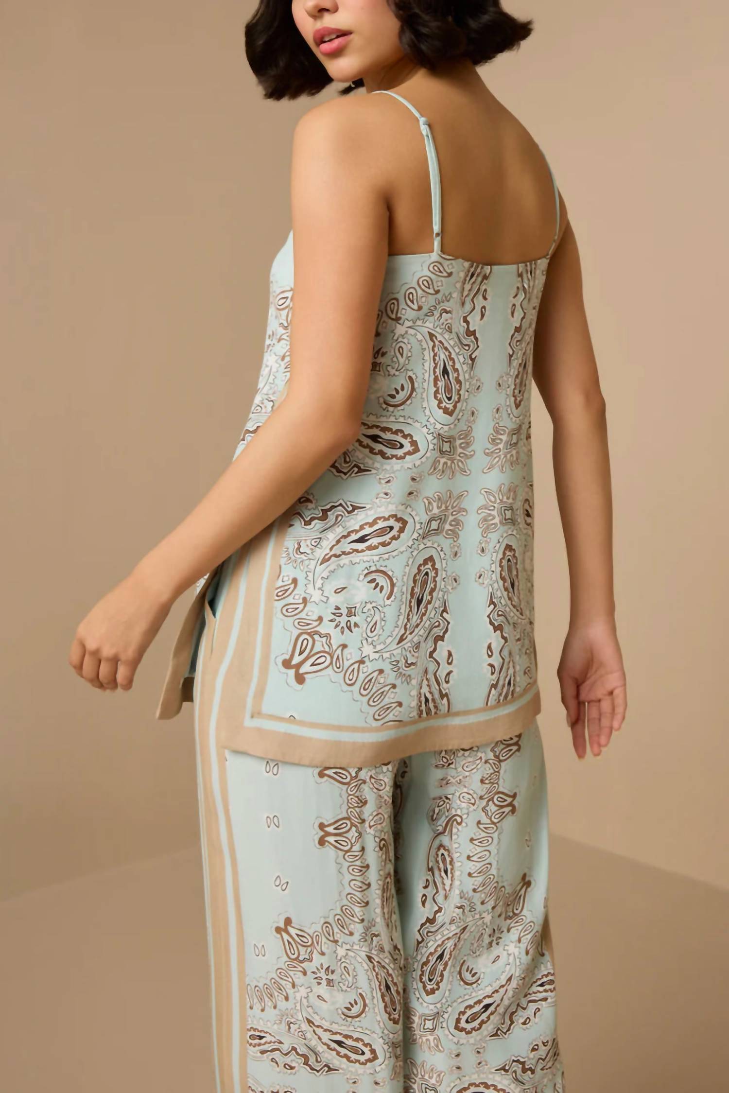Hemant & Nandita - Navi Slit Top
