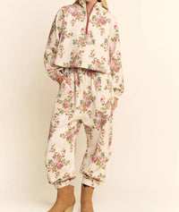 Davi & Dani - Susan Flower Bouquet Sport Top Elastic Waist Pants Set