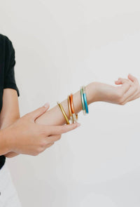 Sunshine Tienda - Women's San Pedro Metallic Bangle Set