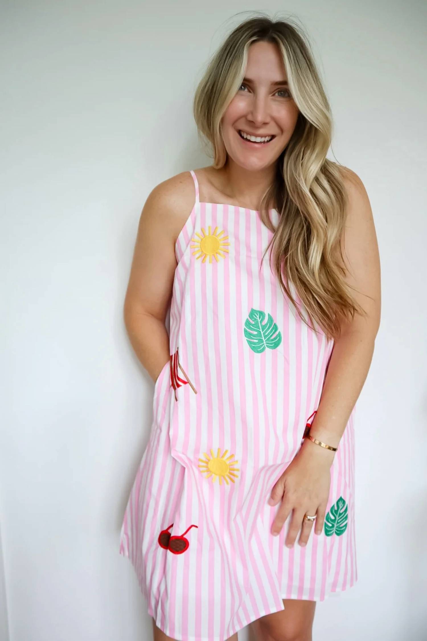 Anniewear - Camille Summer Vibes Embroidery Patch Dress