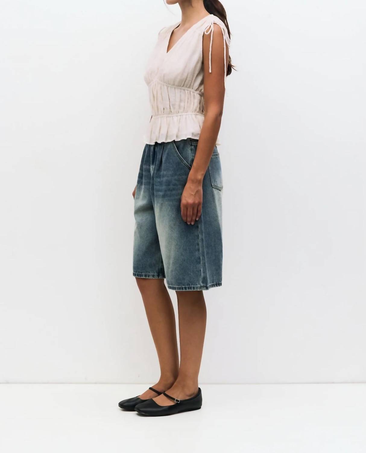 Mod Ref - V-neck Tank Top With String Detail