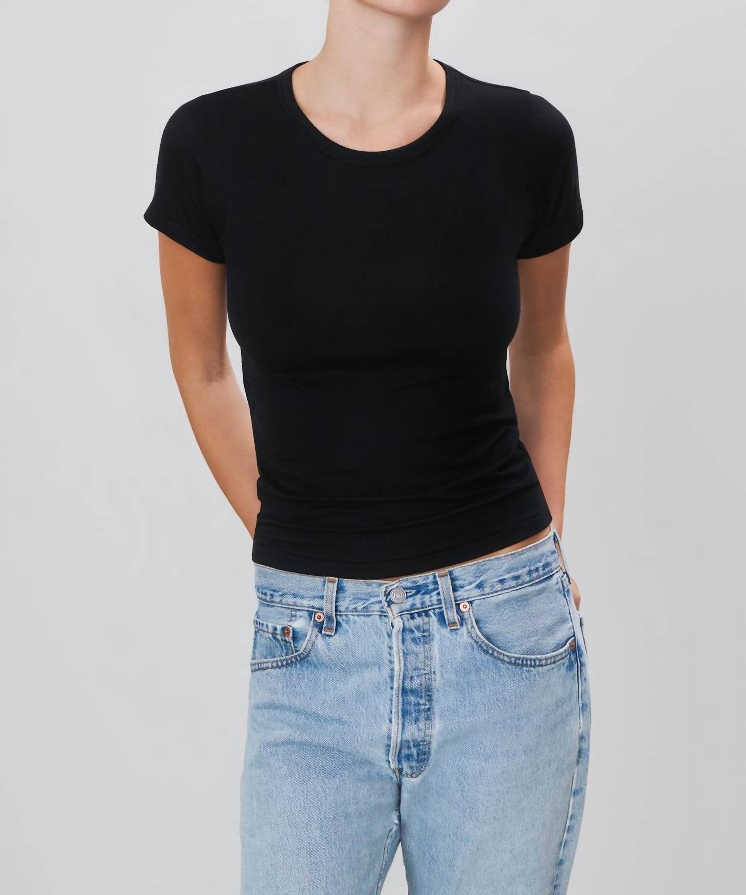 Eterne - Fitted Crewneck Short Sleeve T-shirt