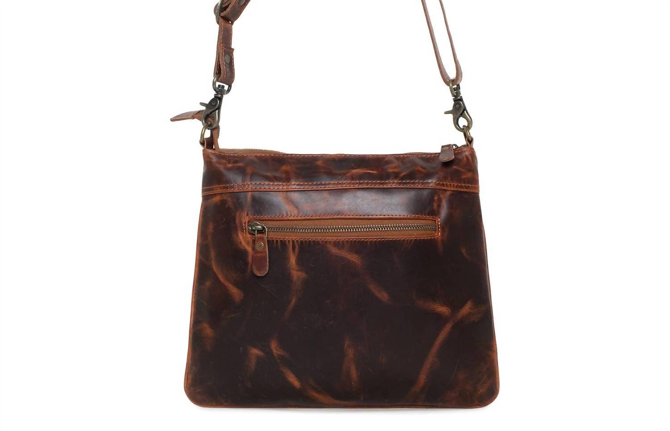 Sixtease Bags Women's Toronto Shoulder Bag in sty gear wax - women's bag - detail view