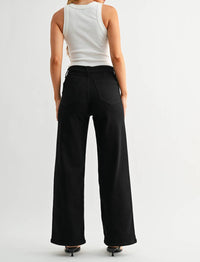 JBD. Hidden Pocket Jean in black - women's jeans - detail view
