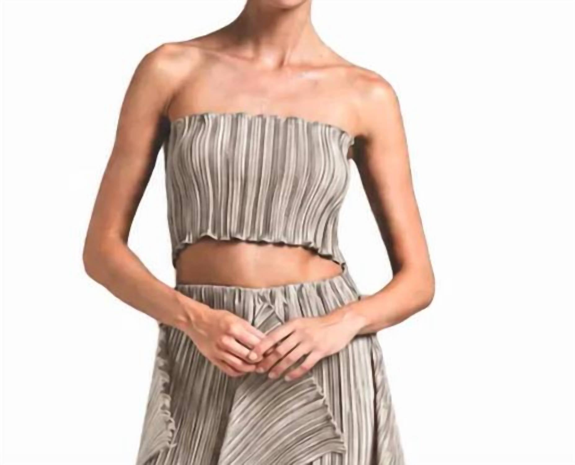 Daphne Valente - Anonymous Top