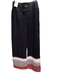 Nike - Yoga Slim Fit Pant